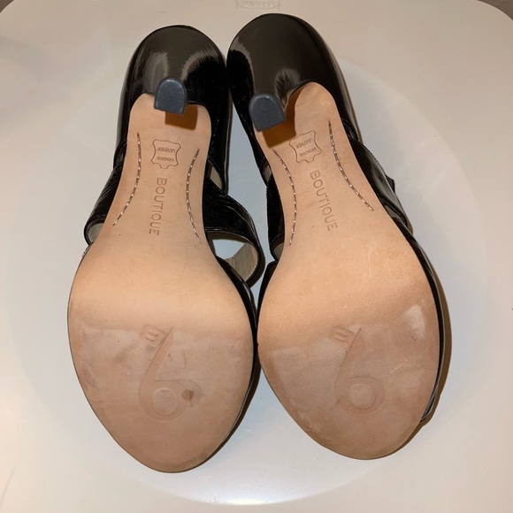 BOUTIQUE 9: Black Bootie (without box) - Picture 8 of 8